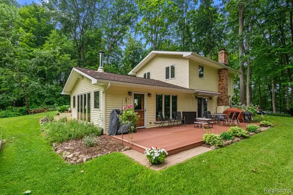 Fenton, MI 48430,5500 Hartland Road