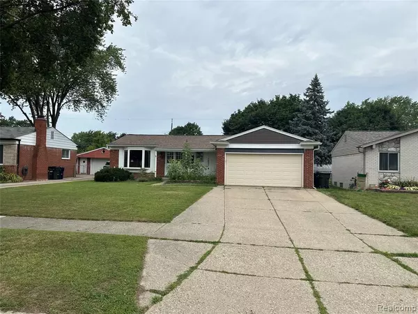 12019 Greenway Drive, Sterling Heights, MI 48312