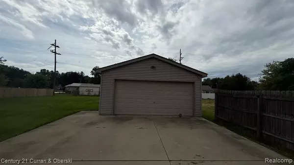 Romulus, MI 48174,11538 Sidney Street