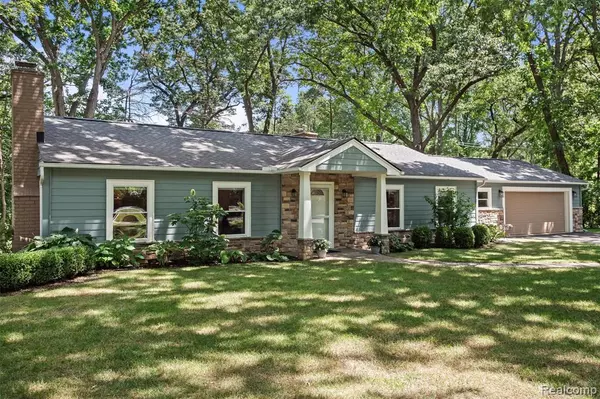 Rochester Hills, MI 48309,2580 S Christian Hills Drive