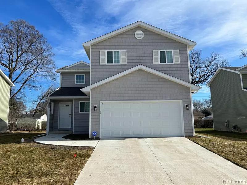 3997 Lotus Landing Circle, Waterford Twp, MI 48329