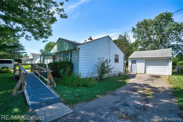 Flint Twp, MI 48507,1484 Ronnie Street