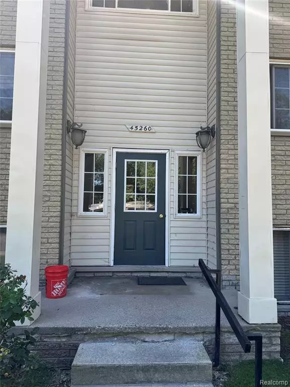 Utica, MI 48317,45260 Keding Street 102