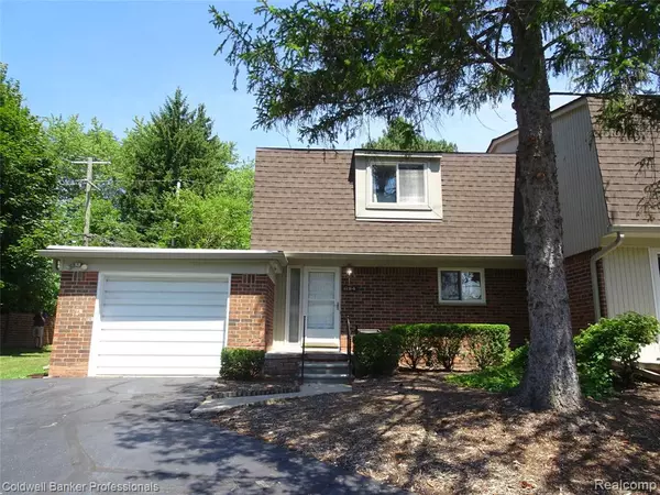 1194 Rolling Hills Drive, Bloomfield Twp, MI 48302