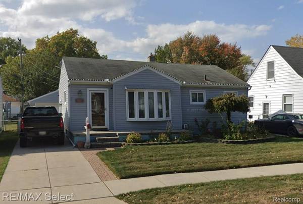 29217 Dembs Drive, Roseville, MI 48066