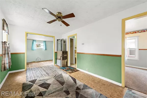 Hazel Park, MI 48030,1424 E Harry Avenue