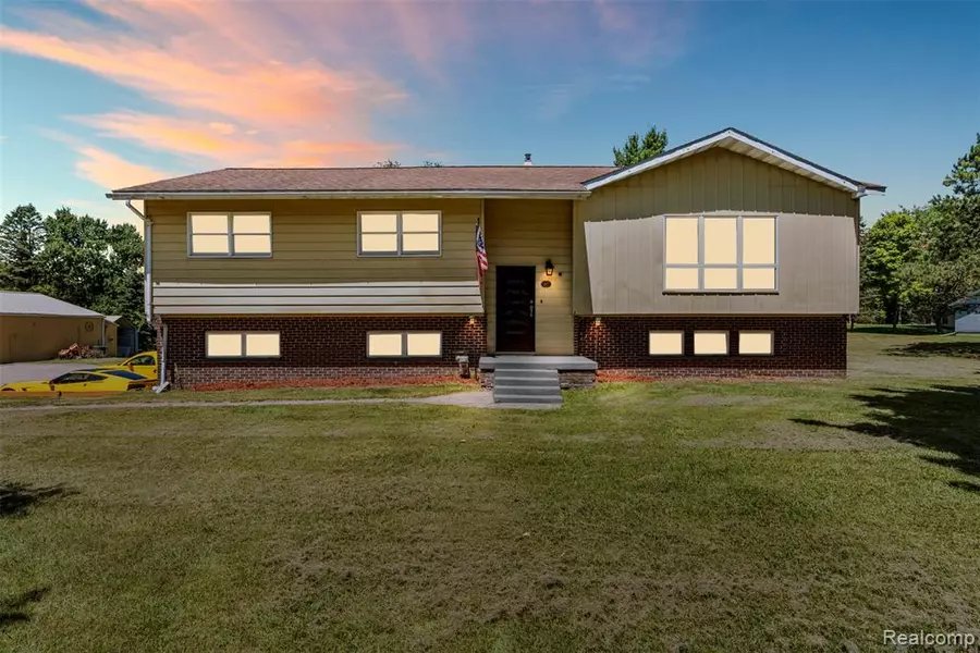 12075 Doane Road, Green Oak Twp, MI 48178