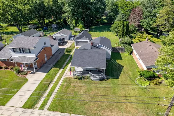 Clawson, MI 48017,927 Goodale Avenue