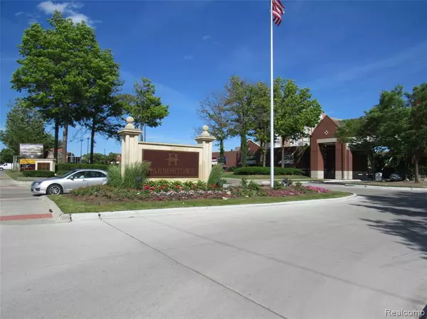 Detroit, MI 48207,250 E Harbortown Drive