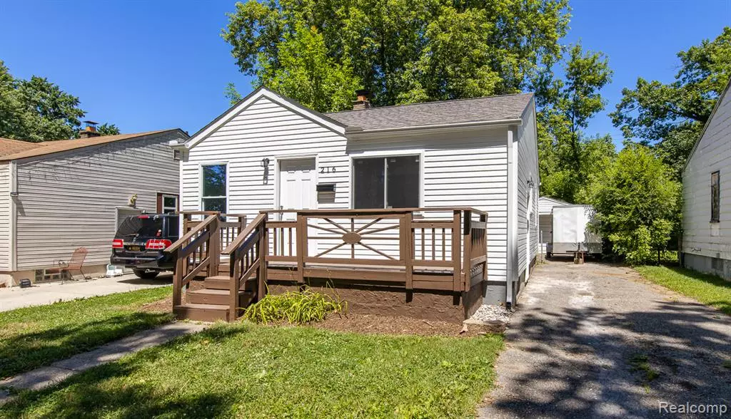 Pontiac, MI 48340,216 W Longfellow Avenue