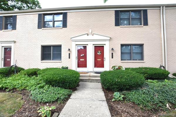1983 Graefield Road, Birmingham, MI 48009