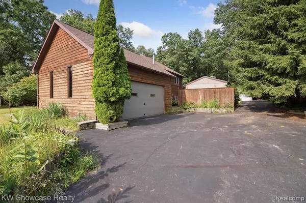 Putnam Twp, MI 48169,11858 Earl Street