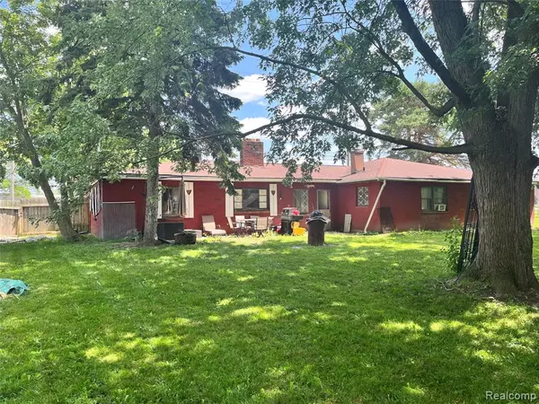 Flint, MI 48507,3322 Fenton Road