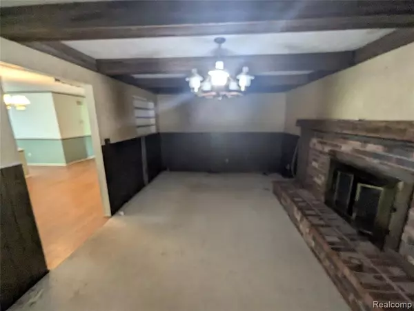 Van Buren Twp, MI 48111,48050 Hull Road
