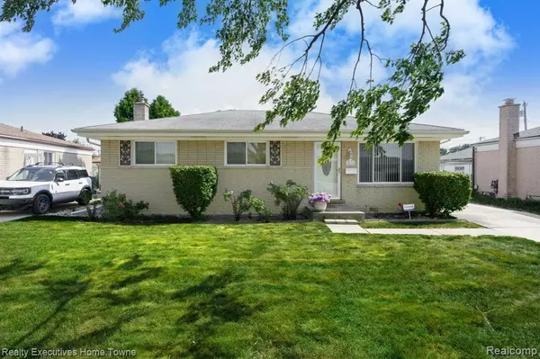 15616 Alsip Street, Roseville, MI 48066