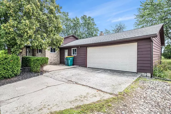 Gaines Twp, MI 48429,12183 W Grand Blanc Road