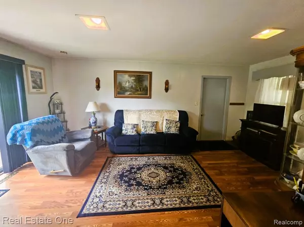 West Bloomfield Twp, MI 48323,4415 Welland Drive