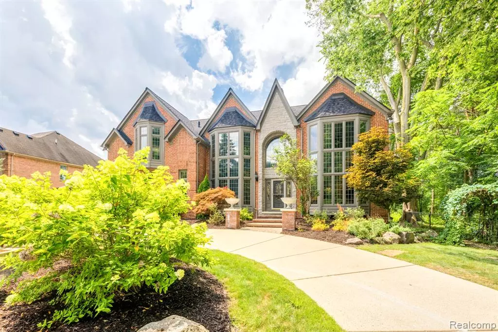 Rochester Hills, MI 48309,865 Lakewood Drive