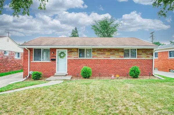 17762 Breezeway, Fraser, MI 48026
