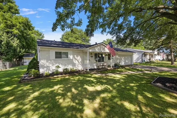 Shelby Twp, MI 48317,45481 Wakefield Street