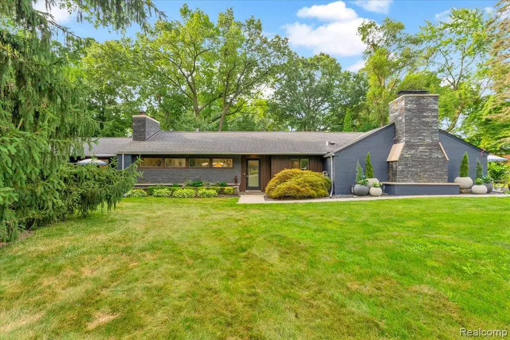 Bloomfield Twp, MI 48301,4115 Orchard Way