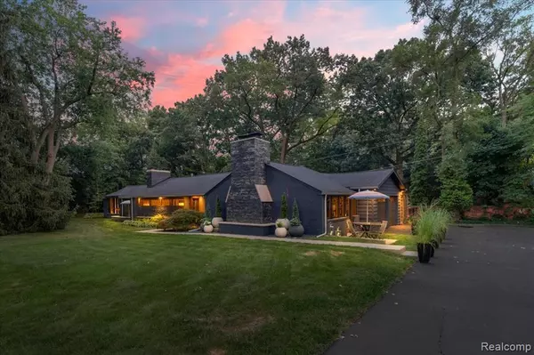 Bloomfield Twp, MI 48301,4115 Orchard Way