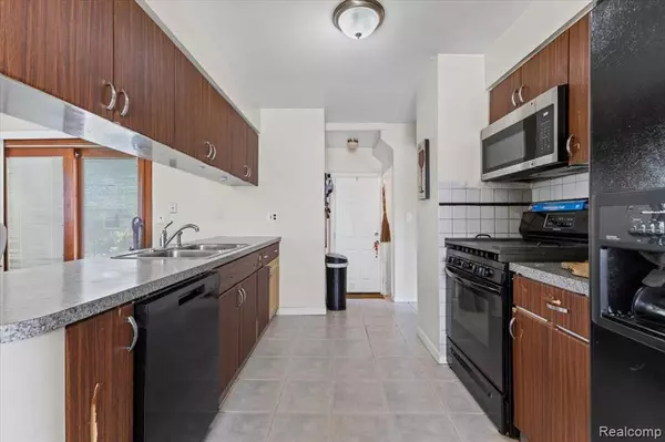 Southfield, MI 48076,29512 Brentwood Street
