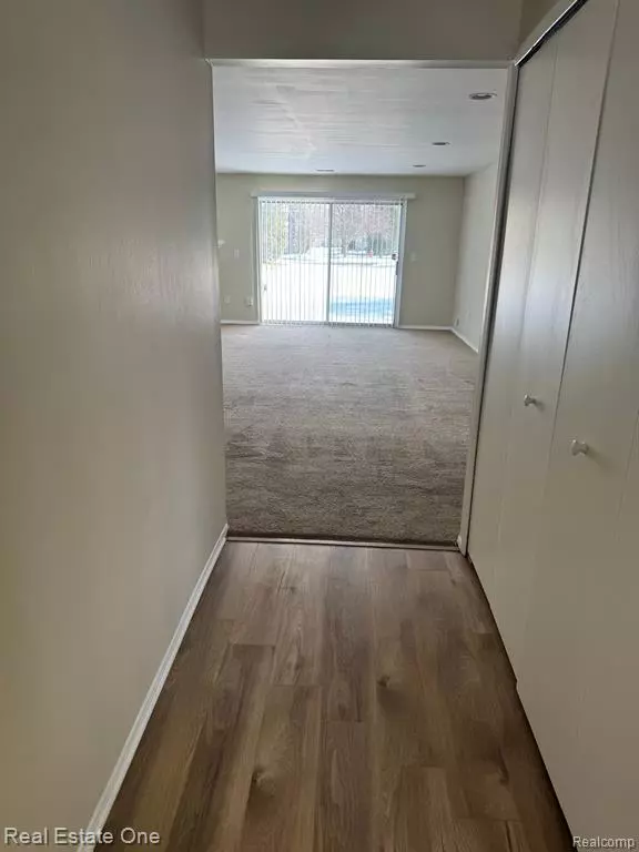 Southfield, MI 48034,26745 Franklin Pointe Drive
