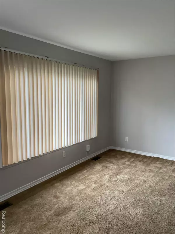 Westland, MI 48186,32747 Steinhauer Street