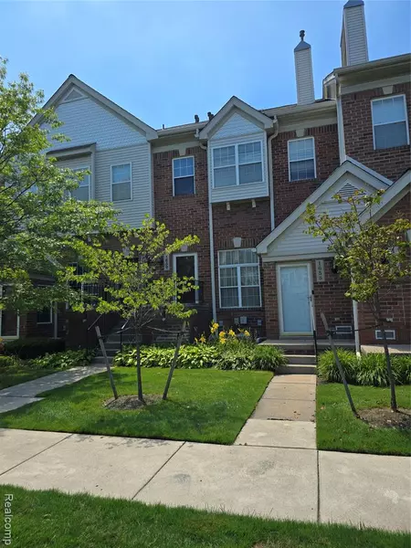 1655 Campau Farms Circle 11 25, Detroit, MI 48207
