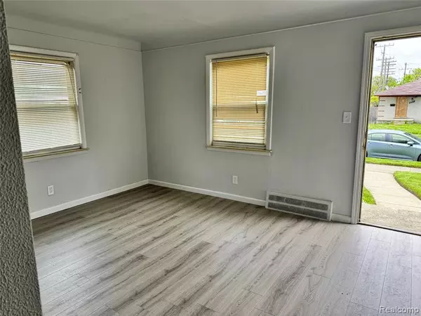Detroit, MI 48228,9425 Marlowe