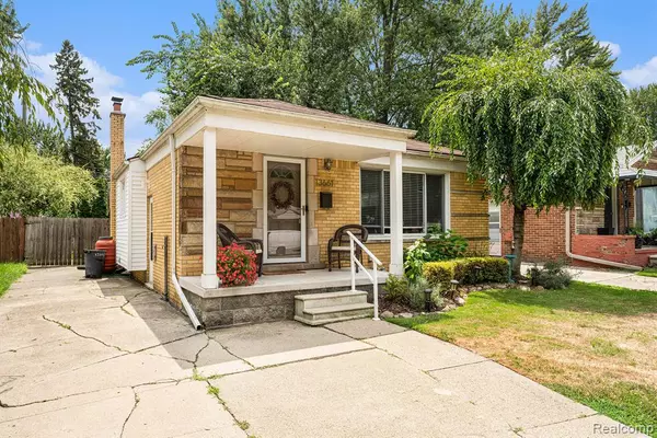 Oak Park, MI 48237,13661 Elgin Street