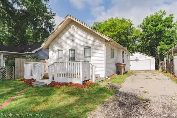 Pontiac, MI 48340,841 Orlando Avenue