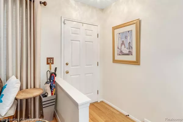 Troy, MI 48085,1754 3 Lakes Drive