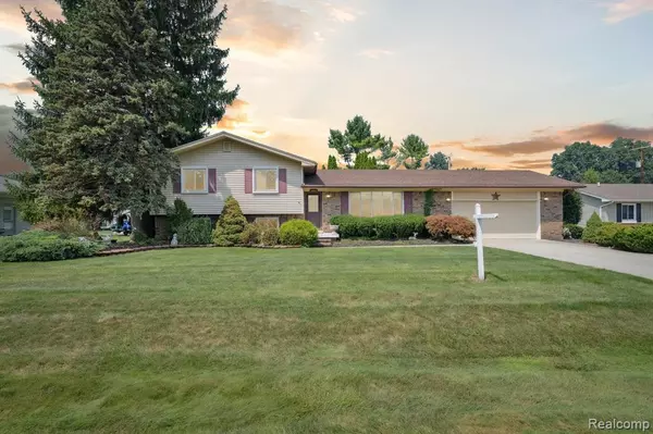 Wayne, MI 48184,37582 Whitney Drive