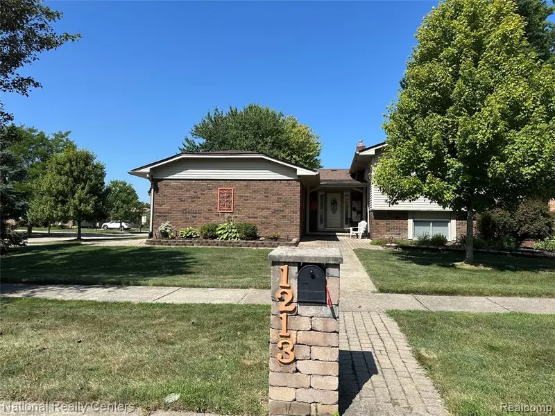 1213 E Franciscan Court, Canton Twp, MI 48187