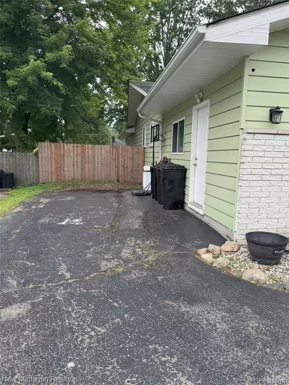Fort Gratiot Twp, MI 48059,3239 N Shoreview Drive
