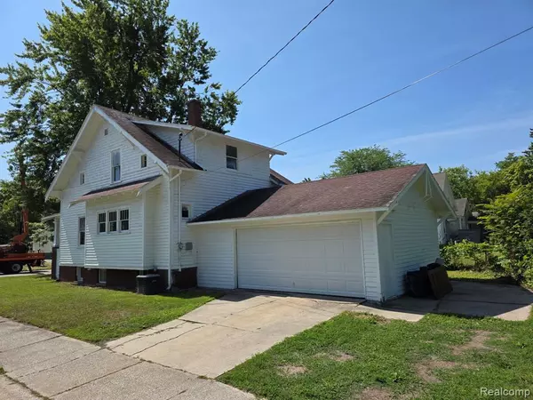Saginaw, MI 48602,803 S Oakley Street