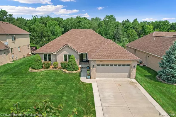 Macomb Twp, MI 48042,20183 Pine Cone Drive