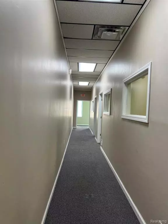 Dearborn, MI 48126,6558 Greenfield