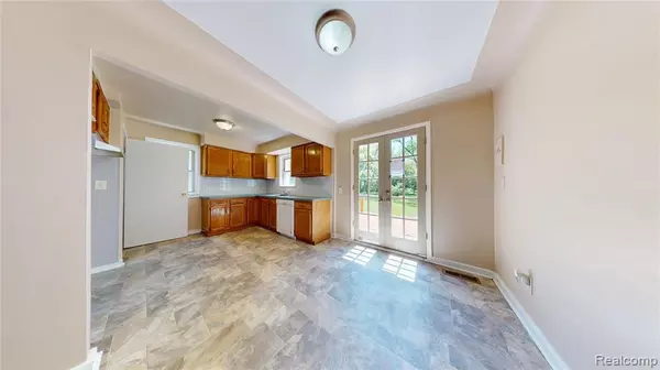 Harper Woods, MI 48225,19330 Eastwood Drive