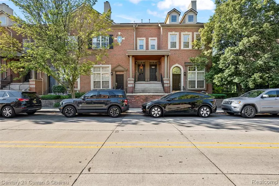 22157 W Village Drive, Dearborn, MI 48124