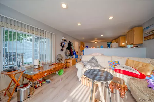 Orion Twp, MI 48359,4 Eagle Vista Ln
