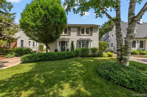 1832 Melbourne Street, Birmingham, MI 48009