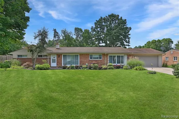 Walled Lake, MI 48390,1766 Ashstan Drive