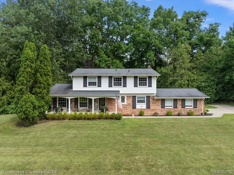 2843 Comfort Street, West Bloomfield Twp, MI 48323