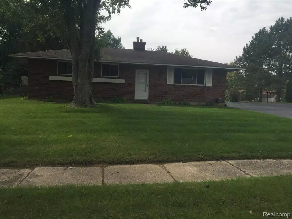 Waterford Twp, MI 48329,3703 BREAKER Street