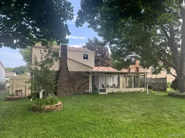 Sterling Heights, MI 48313,14833 Westpoint Drive