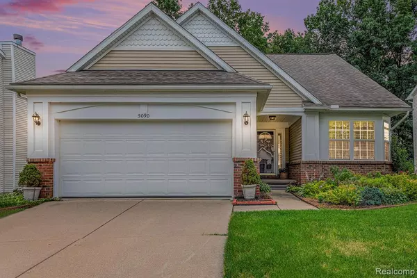 5090 Northfield Drive, Howell, MI 48843