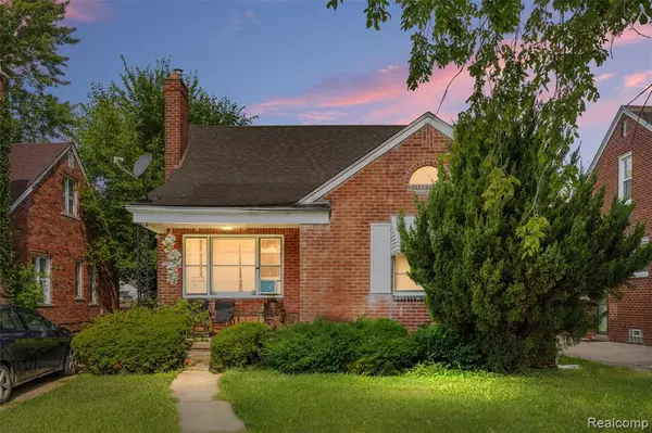 10827 Balfour Road, Detroit, MI 48224